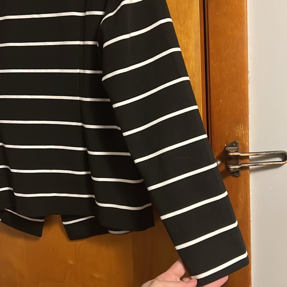 Chicos Blazer Black with White stripes. Size 1 (M size 8) - Picture 12 of 16
